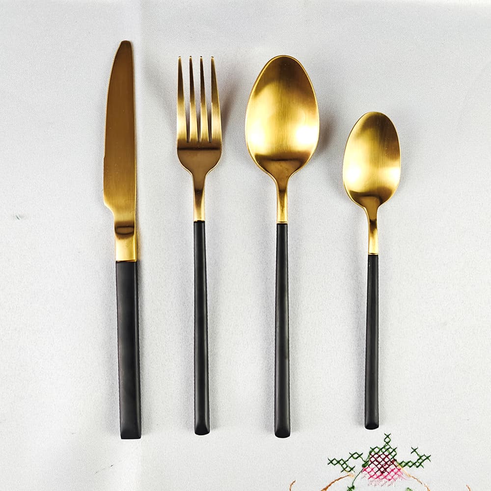 Gold Knives And Forks Set Detail 2