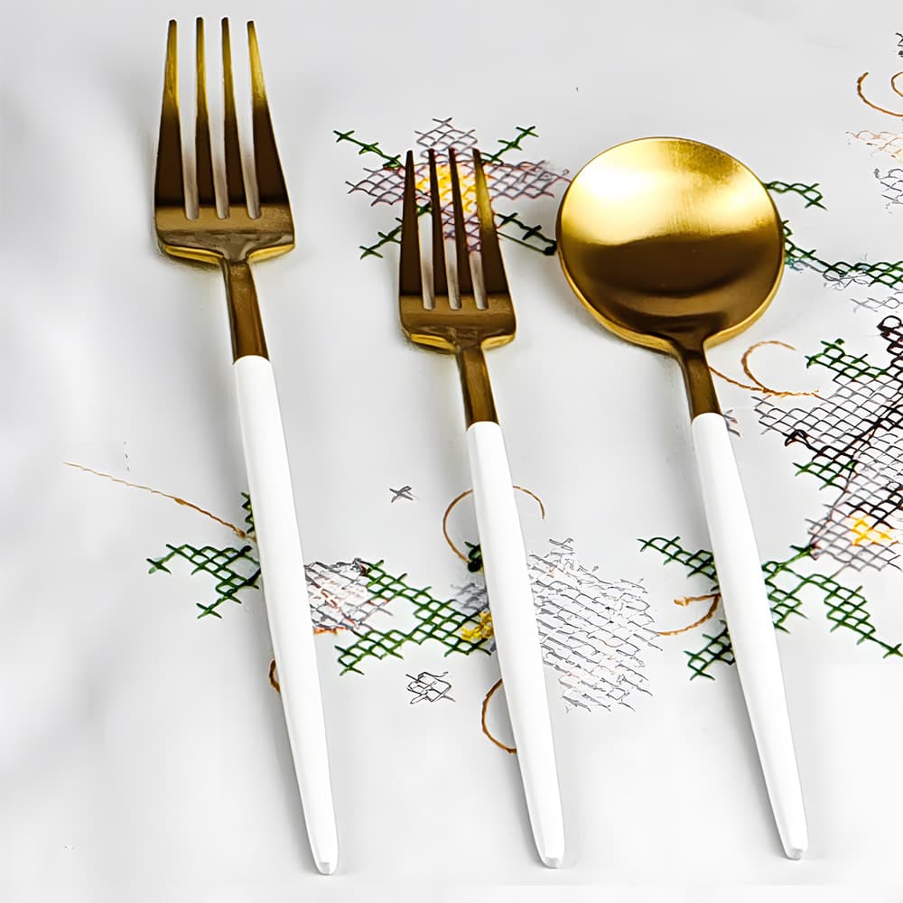 Gold Knives And Forks Set Detail 3